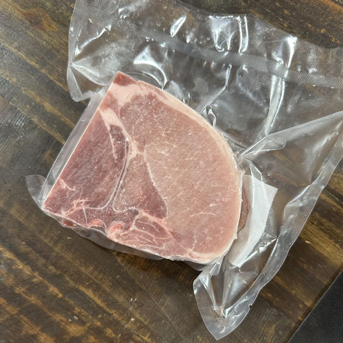 Pork Chops, Avg. 2.4 lbs., 4 per pack