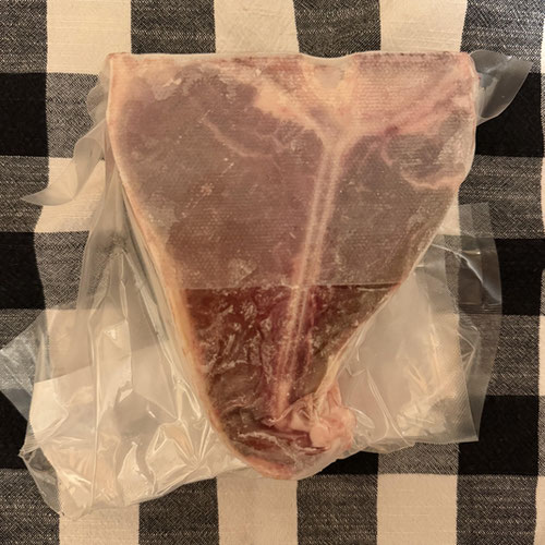 T-Bone Steaks, 2 per pack