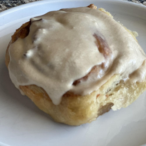 Carrot Cake Cinnamon Rolls (4)
